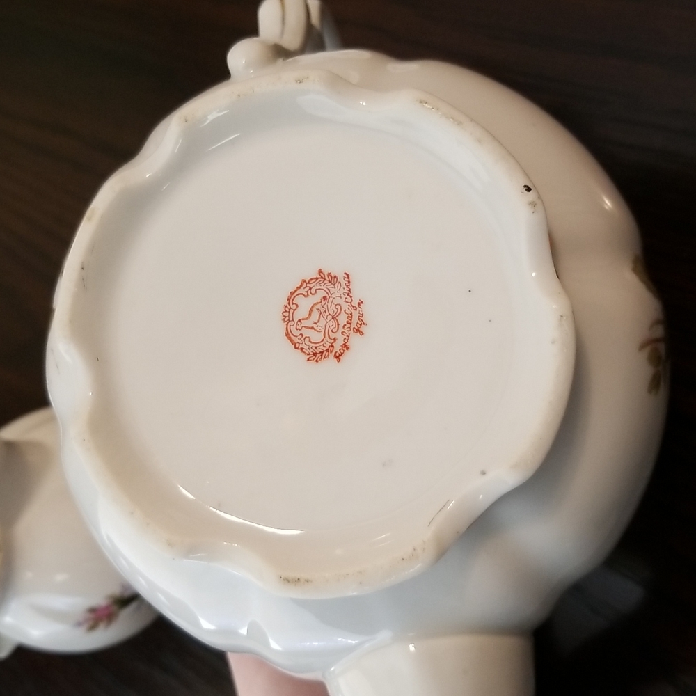 3pc Porcelain Tea Set - Picture 14 of 16